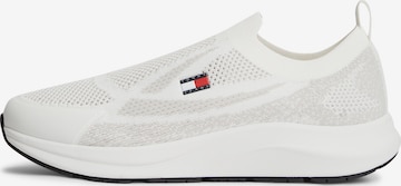 Tommy Jeans Slip on -tennarit värissä valkoinen: etupuoli