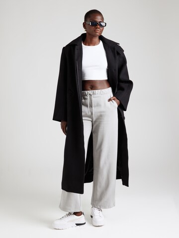 Loosefit Pantalon de sport 'ONPBLOW' ONLY PLAY en gris