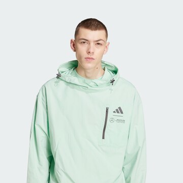 Veste de sport 'Mercedes - AMG Petronas Formula One Team' ADIDAS PERFORMANCE en vert