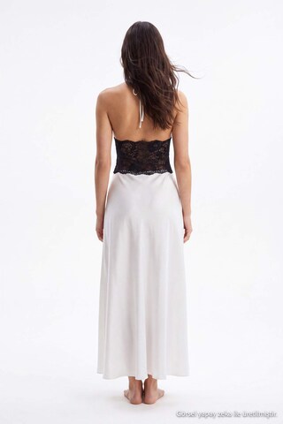 Trendyol Negligee in Beige