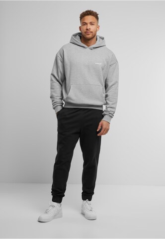 Sweat-shirt MT Upscale en gris