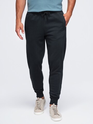 regular Pantaloni sportivi di Ombre in nero