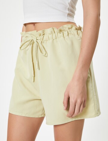 Koton Loosefit Broek in Groen