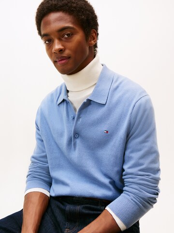 TOMMY HILFIGER Sweater in Blue