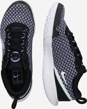 NIKE Athletic Shoes in Black