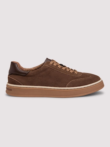 Pantofi de la Ombre pe maro