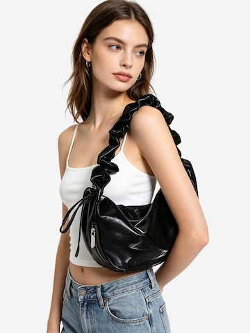 Magicshe Shoulder Bag in Black