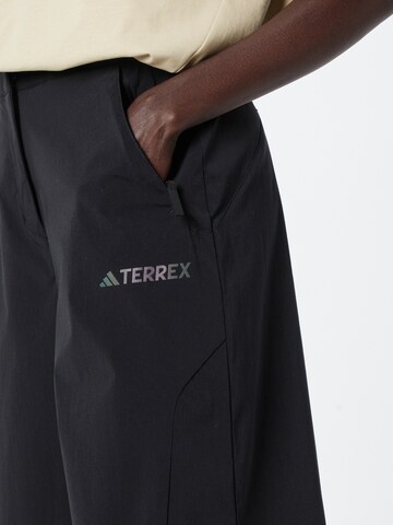 ADIDAS TERREX Široke hlačnice Outdoor hlače 'Campyx 3/4' | črna barva