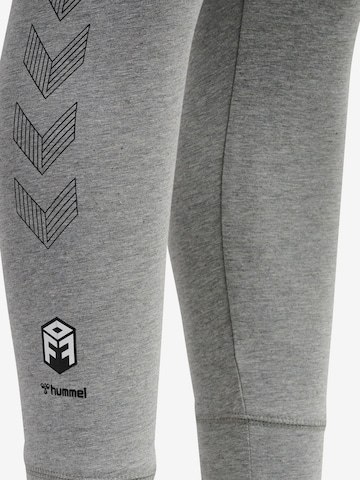 Hummel Skinny Sportbroek in Grijs