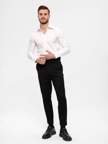 Antioch Regular Trousers with creases in Black