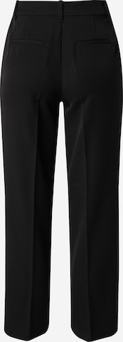 Wide Leg Pantalon à plis 'ISABEL' Vero Moda Petite en noir