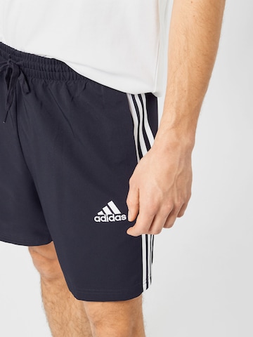 ADIDAS SPORTSWEARregular Sportske hlače 'Essentials Chelsea' - crna boja
