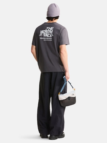 Maglietta 'M MOUNTAIN SKETCH SS TEE RELAXED' di THE NORTH FACE in nero