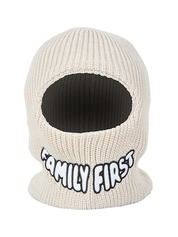 FAMILY 1ST FAMILY 4EVER - Gorra 'Big Smile' en blanco: frente