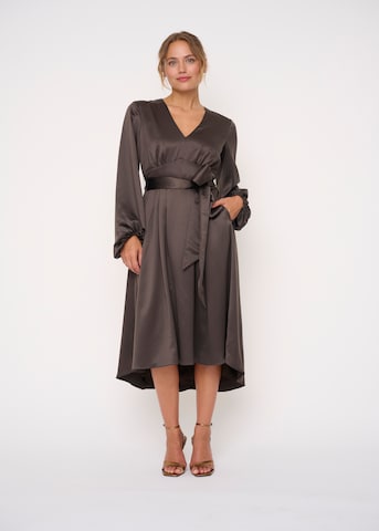 KLEO Evening Dress in Brown: front