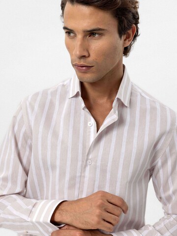 Regular fit Camicia di Antioch in beige