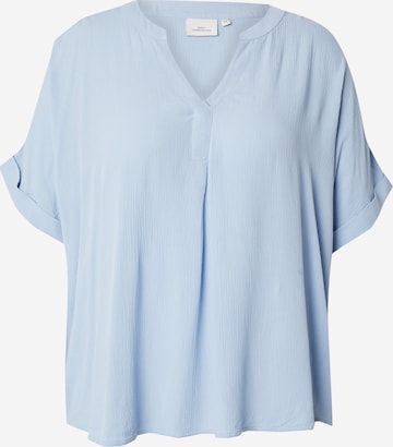 ONLY Carmakoma Blouse 'CARMIO' in Blauw: voorkant