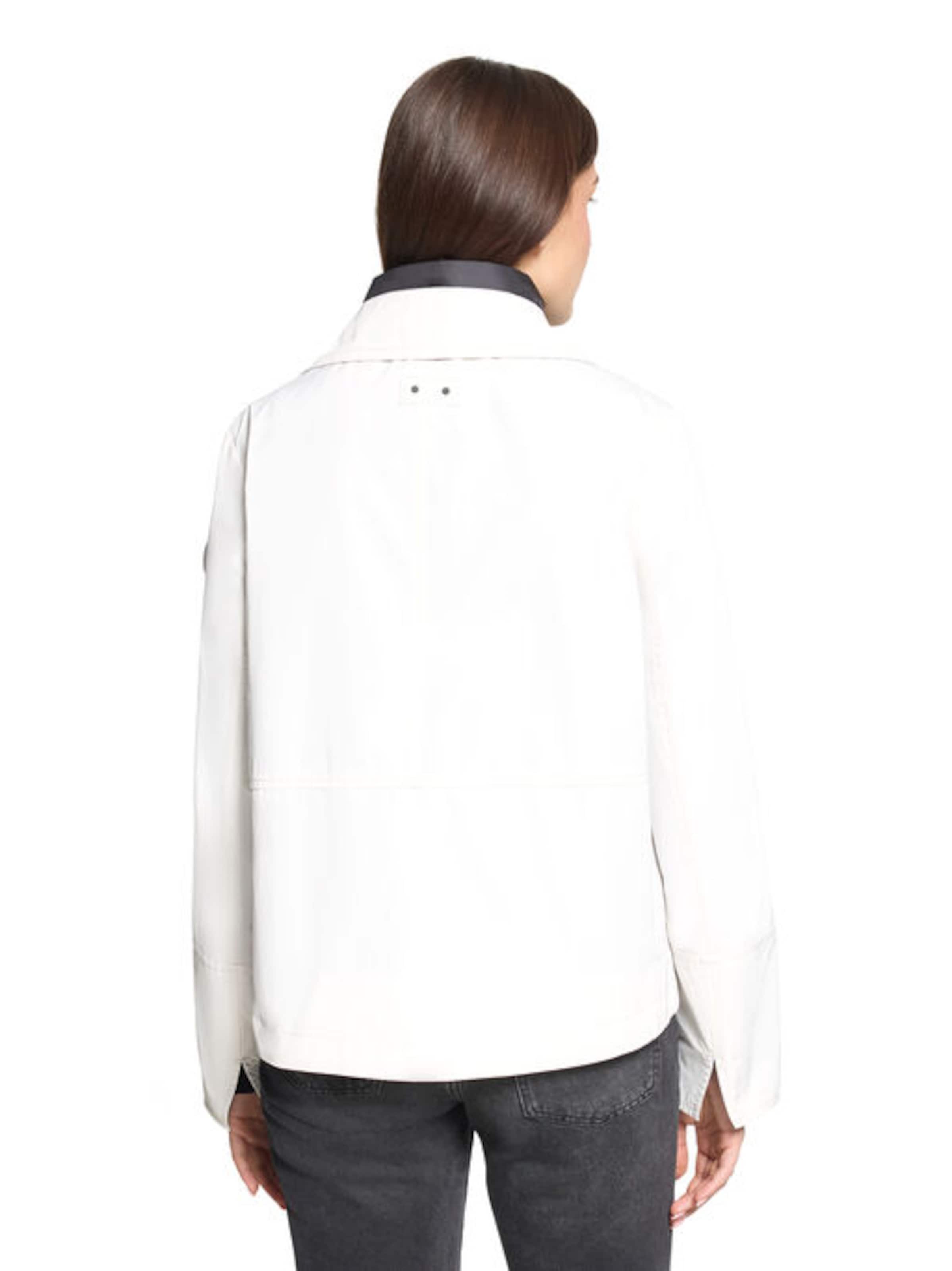 Amber & June Between-Season Jacket in Beige: front