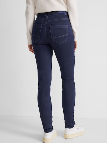 STREET ONE Slimfit Jeans 'York' in Blauw