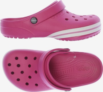 Crocs Sandalen 35 in Pink: predná strana