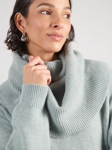 Pull-over 'FUNA' TOPSHOP en vert