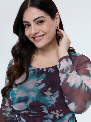 Fiorella Rubino - Top en rojo