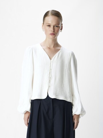 OBJECT Blouse in Wit: voorkant