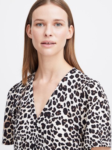 Robe-chemise 'Joella' b.young en blanc