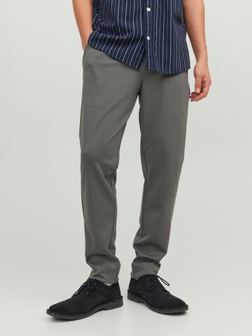 Coupe slim Pantalon chino 'MARCO PHIL' JACK & JONES en gris : devant