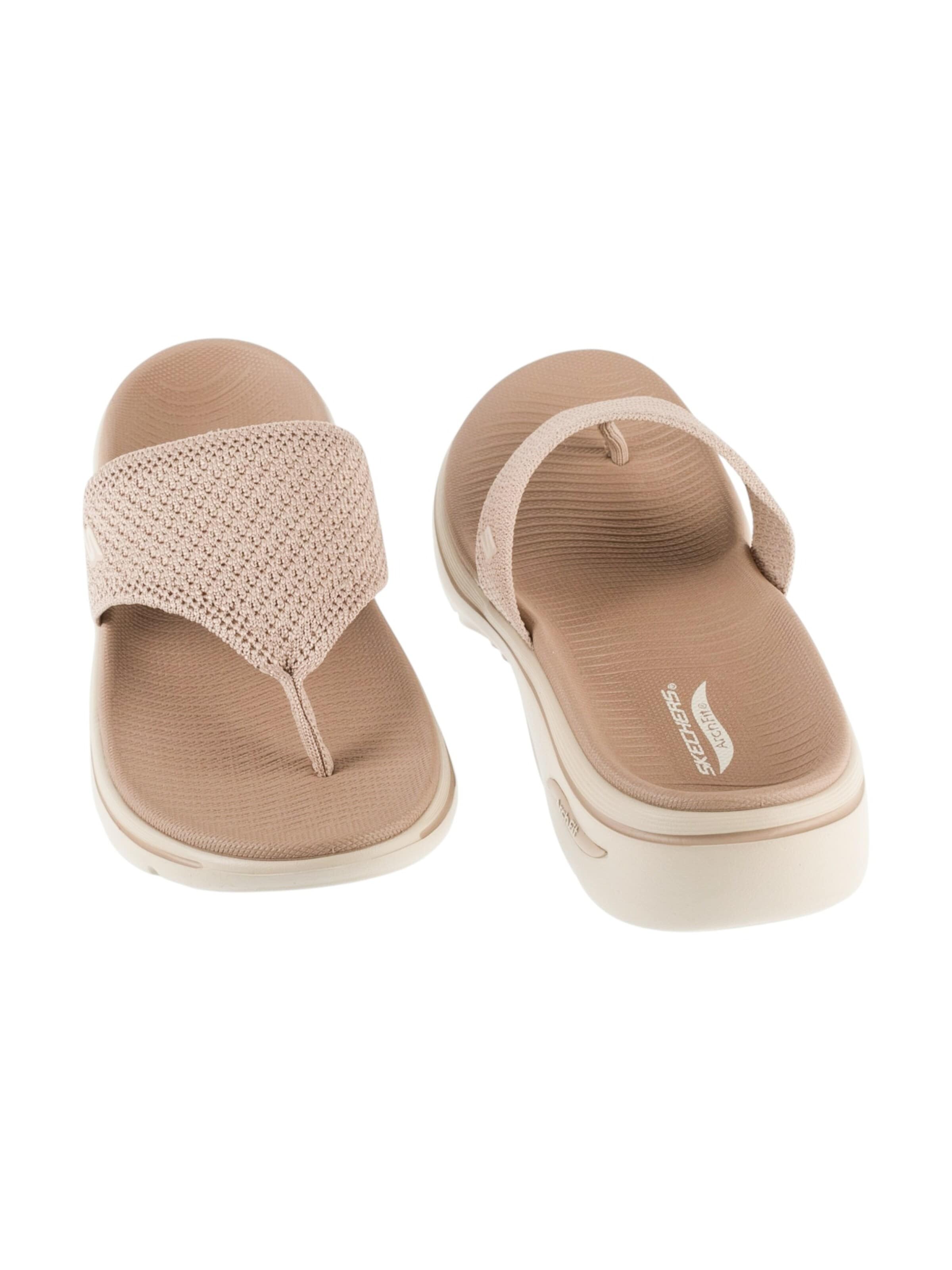 SKECHERS Teenslipper 'Skechers Go Walk Arch Fit 2.0 Sandal - Carrie' in Beige