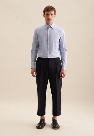 Coupe regular Chemise business 'Shaped' SEIDENSTICKER en bleu
