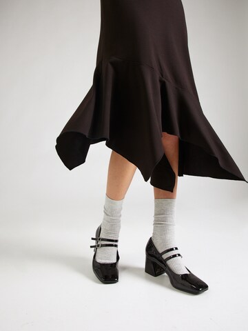 Monki Skirt in Black