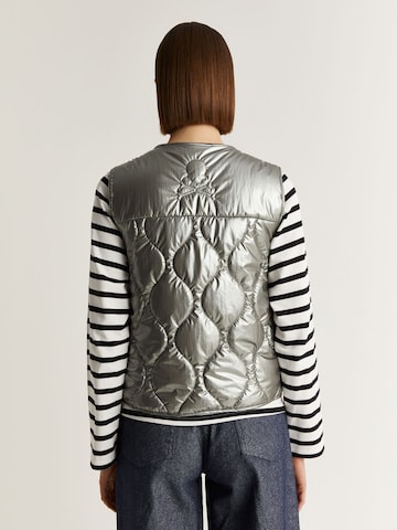 Scalpers Vest 'Gstaad' in Silver