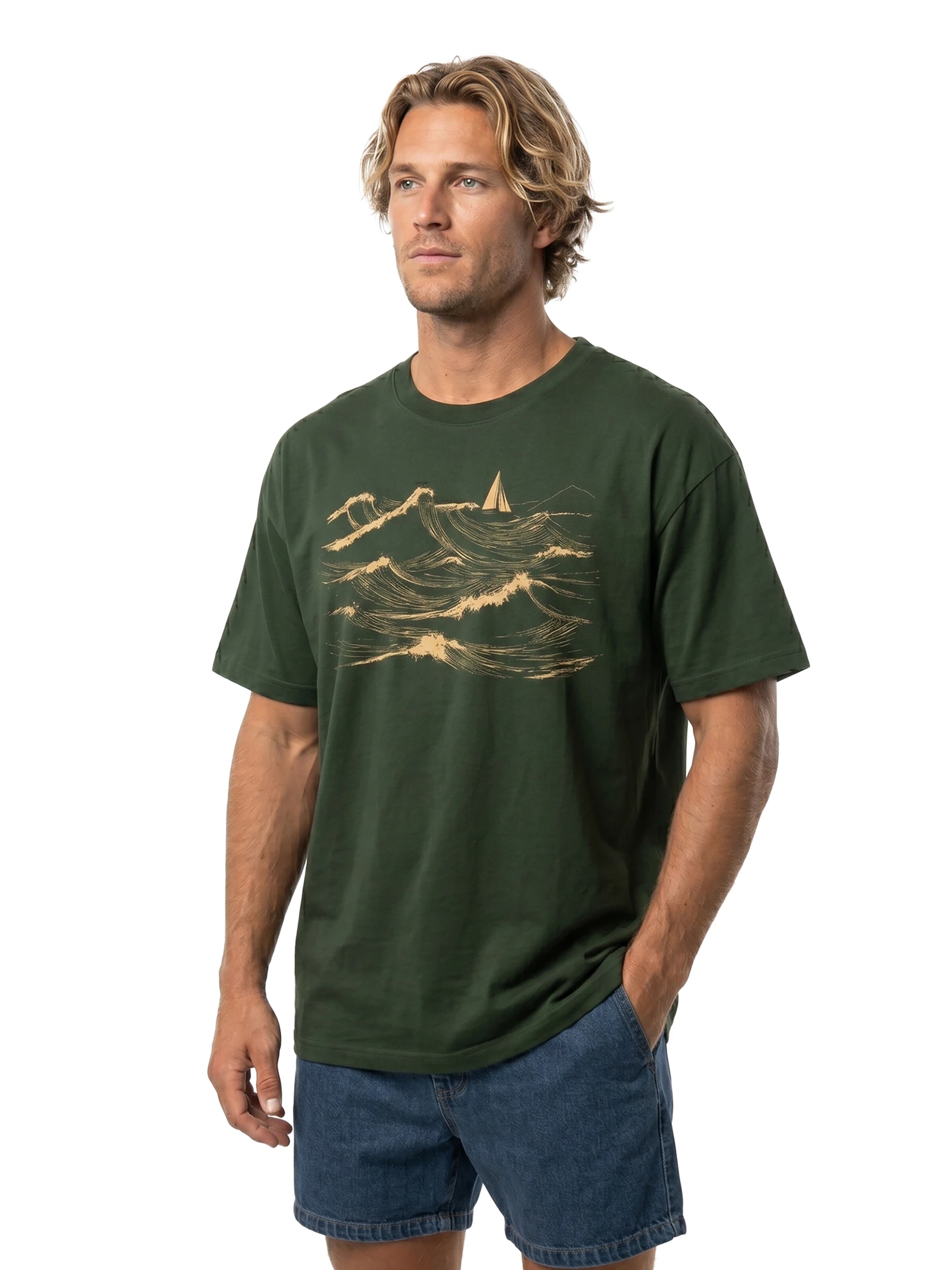 MAKAYA Shirt 'Segelboot' in Green