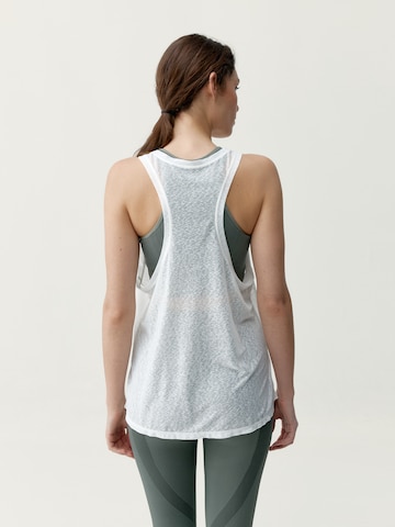 Born Sporttop 'Ada 2.0' in Weiß