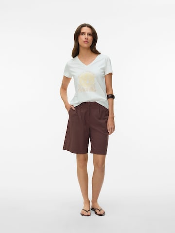 VERO MODA Regular Pleat-Front Pants 'VMCAIA' in Brown