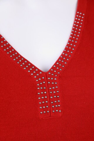 Morgan Sweater & Cardigan in S in Red