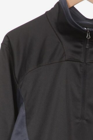 THE NORTH FACE Sweatshirt & Zip-Up Hoodie in XL in Grey
