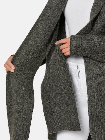 Cardigan MADELEINE en gris