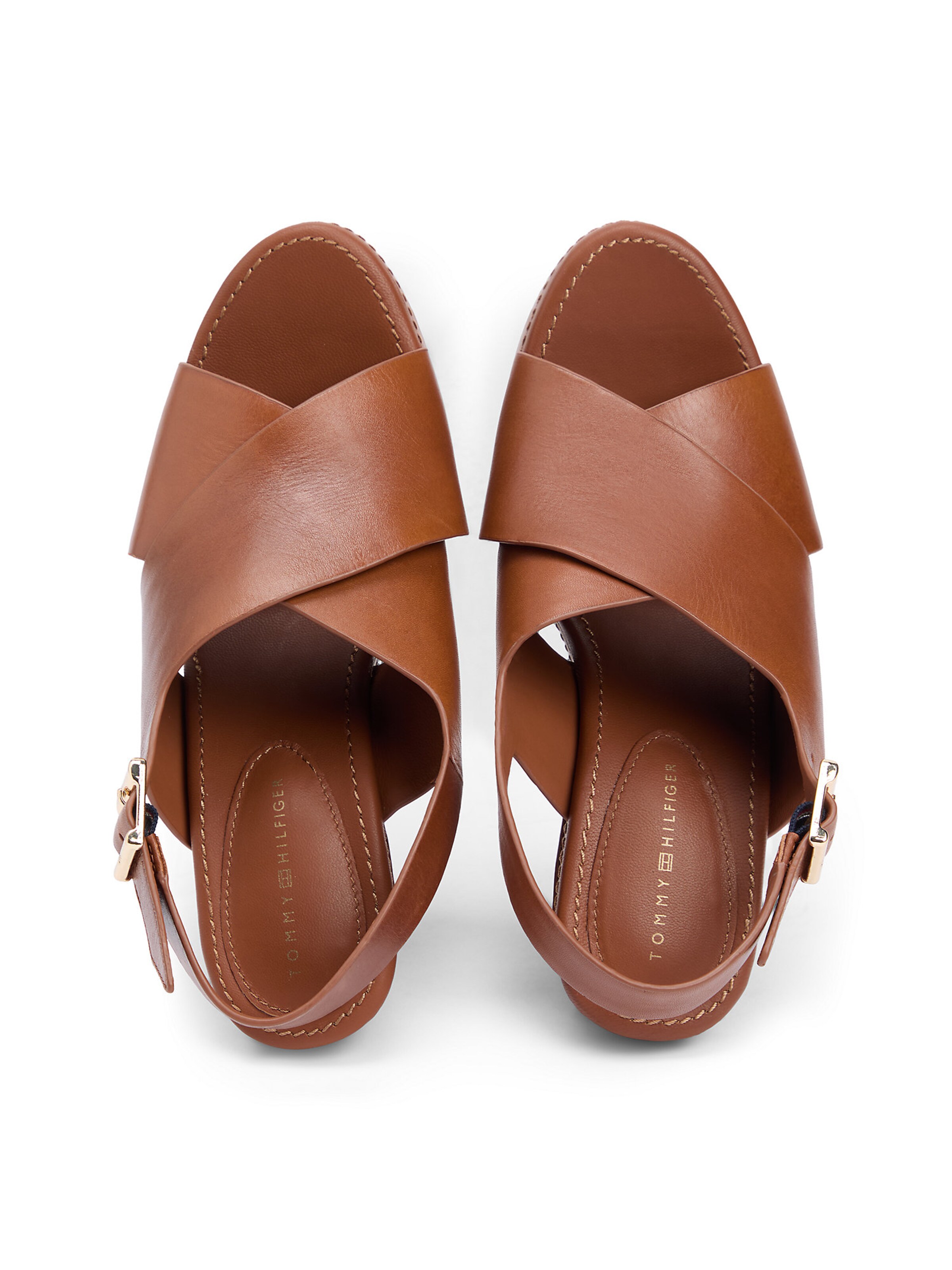 TOMMY HILFIGER Pumps in Bruin