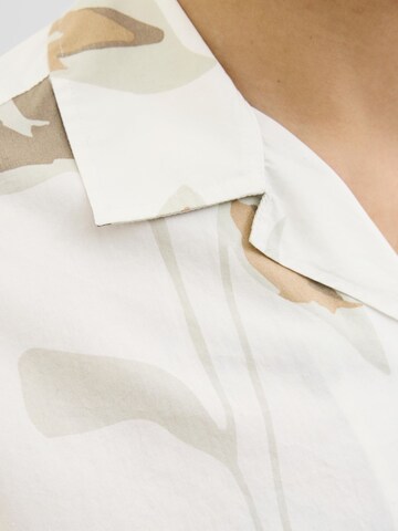 JACK & JONES Comfort fit Button Up Shirt in White