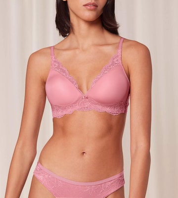 Invisible Soutien-gorge 'Amourette Charm T' TRIUMPH en rose