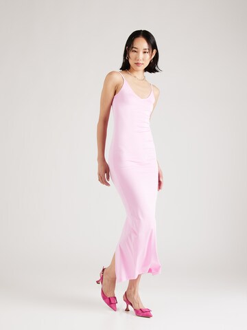 Robe 'Giselle' STUDIO SELECT en rose : devant