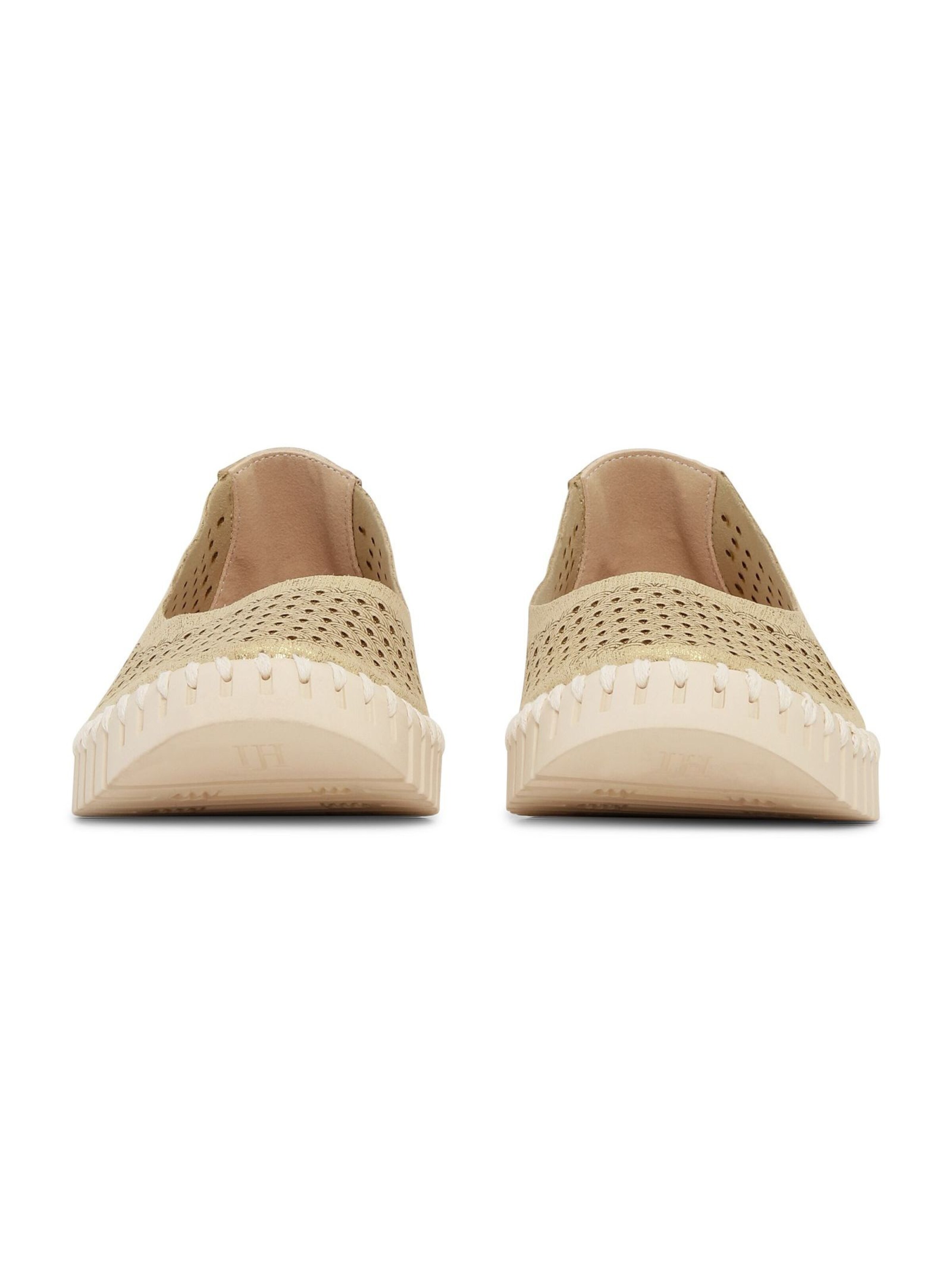 ILSE JACOBSEN Classic Flats 'Tulip3578' in Gold