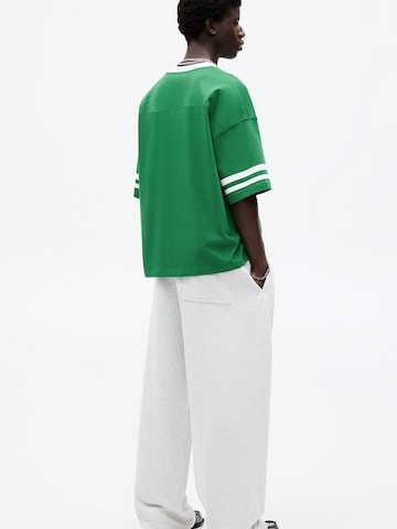 T-Shirt 'STWD' Pull&Bear en vert