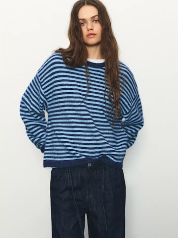 Pull&Bear Pulover | modra barva: sprednja stran