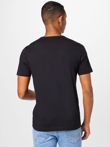 Tricou 'TEE CURVED' de la BOSS pe negru