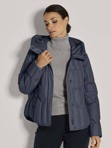 MADELEINE Jacke in Blau: Vorderseite