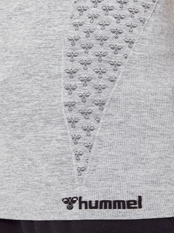 Hummel Спортен топ 'CI' в сиво