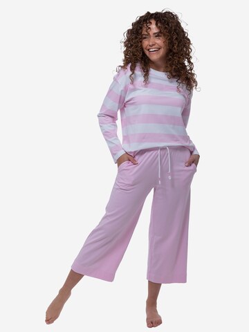 Mey Pajama 'Streaked Lines' in Pink